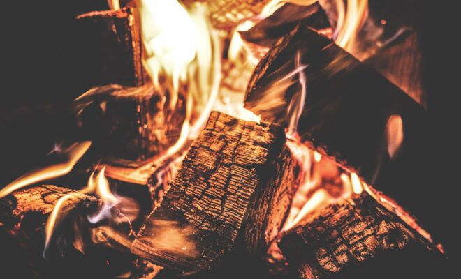 Na jakie aspekty zwracać uwagę wybierając kocioł CO